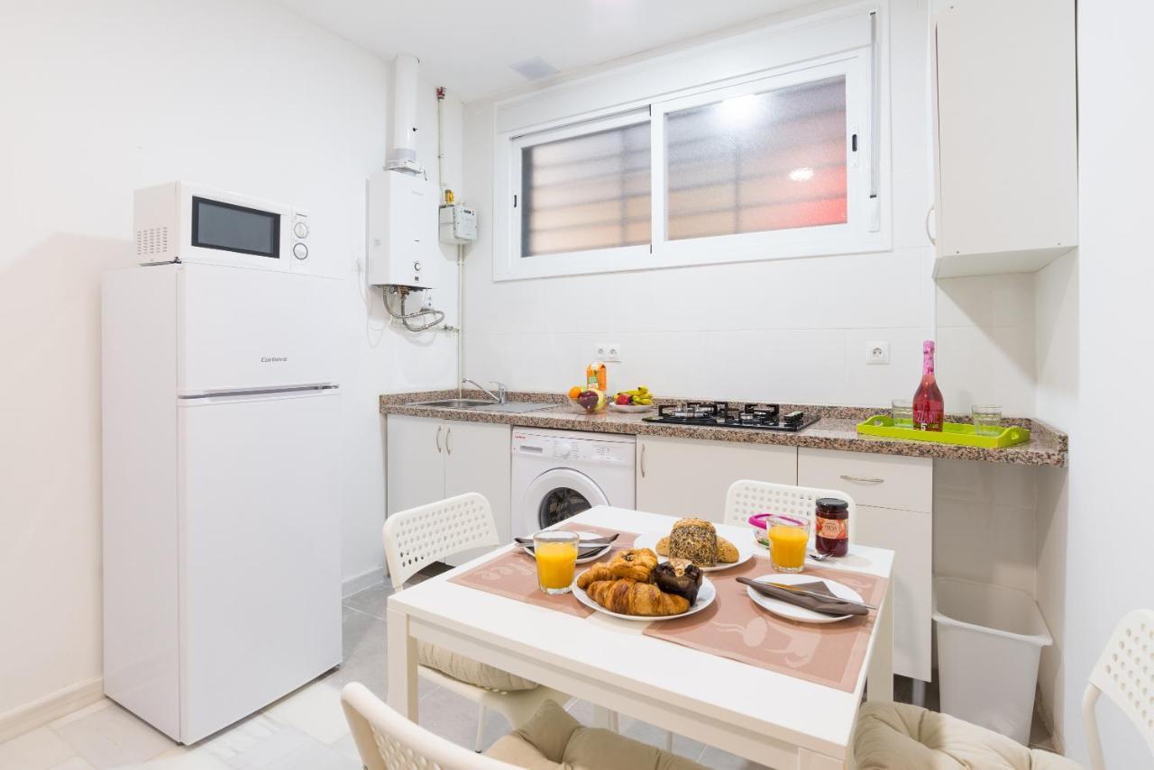 Ole Hostels Malaga Zambrano Exteriér fotografie