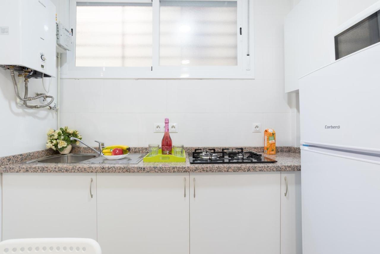 Ole Hostels Malaga Zambrano Exteriér fotografie